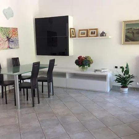 Vittoria Appartement *