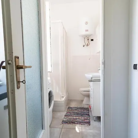 Vittoria Appartement *